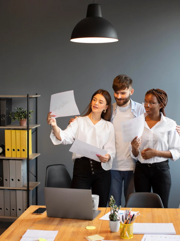 Formulario de solicitud de servicio EOR y gestión de nómina en República Dominicana